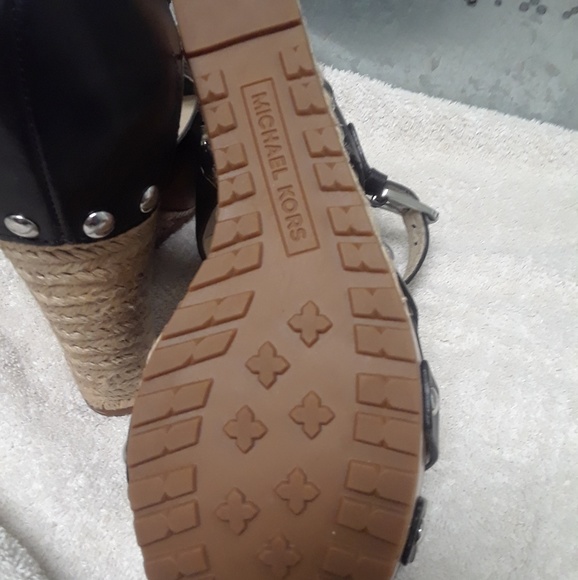Michael Kors Jet Set 6 Wedge Sandals 9.5 - Picture 7 of 8